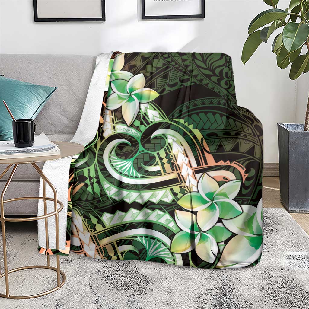Polynesian Art Tattoo Blanket Plumeria Flowers Green Gradient