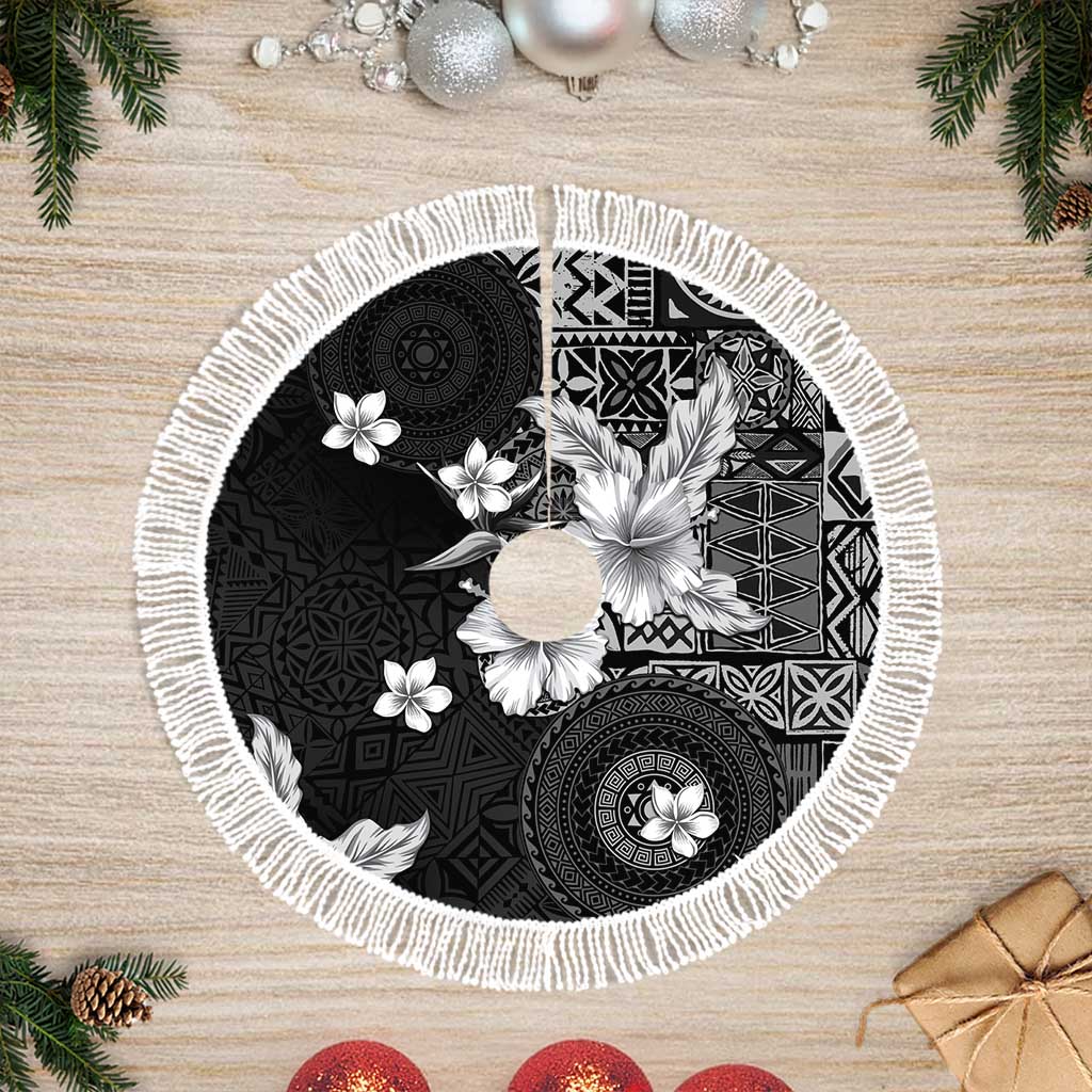 Hawaii Tapa Pattern With Black Hibiscus Tree Skirt