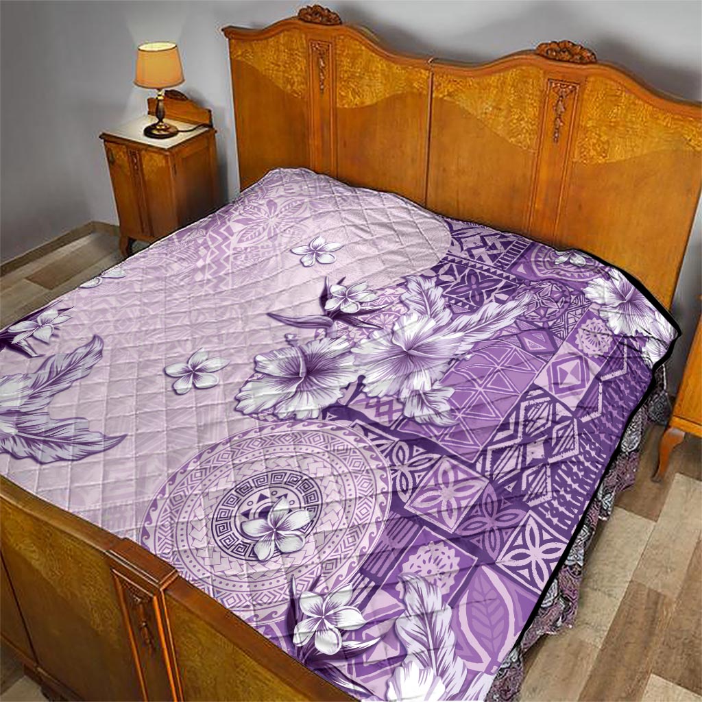 Hawaii Tapa Pattern With Violet Hibiscus Quilt