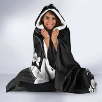 Hawaii Honu Hooded Blanket Polynesian Curves Plumeria Grayscale - Polynesian Pride