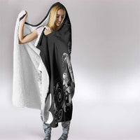 Hawaii Honu Hooded Blanket Polynesian Curves Plumeria Grayscale - Polynesian Pride