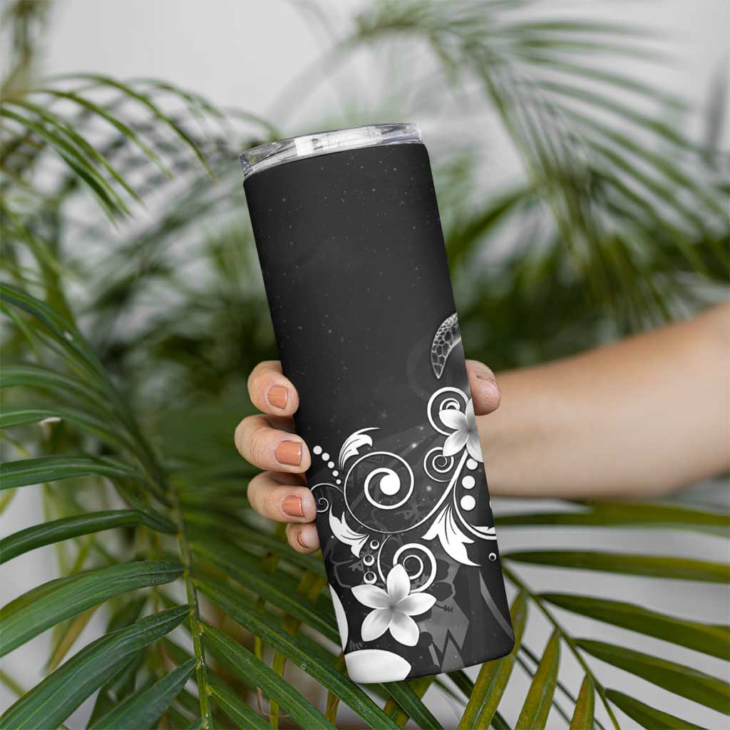 Hawaii Honu Skinny Tumbler Polynesian Curves Plumeria Grayscale - Polynesian Pride