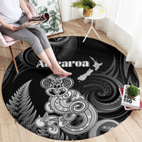 New Zealand Maori Taniwha Round Carpet Silver Fern Black Version