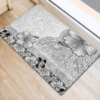 Hawaii Hibiscus With White Polynesian Pattern Rubber Doormat