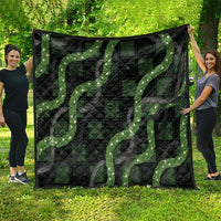 Hawaiian Quilt Quilt Pele Hair Hinahina Lei Black Version