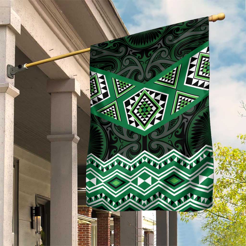 New Zealand Aotearoa Garden Flag Green Taniko Art Maori Pattern