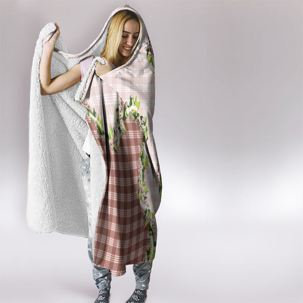 Mocha Hawaii Palaka Hooded Blanket Maile Pikake Honohono Orchid Lei