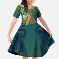 New Zealand Kea Bird Family Matching Off Shoulder Short Dress and Hawaiian Shirt With Maori Koru Fern LT05 Daughter's Dress Green - Polynesian Pride