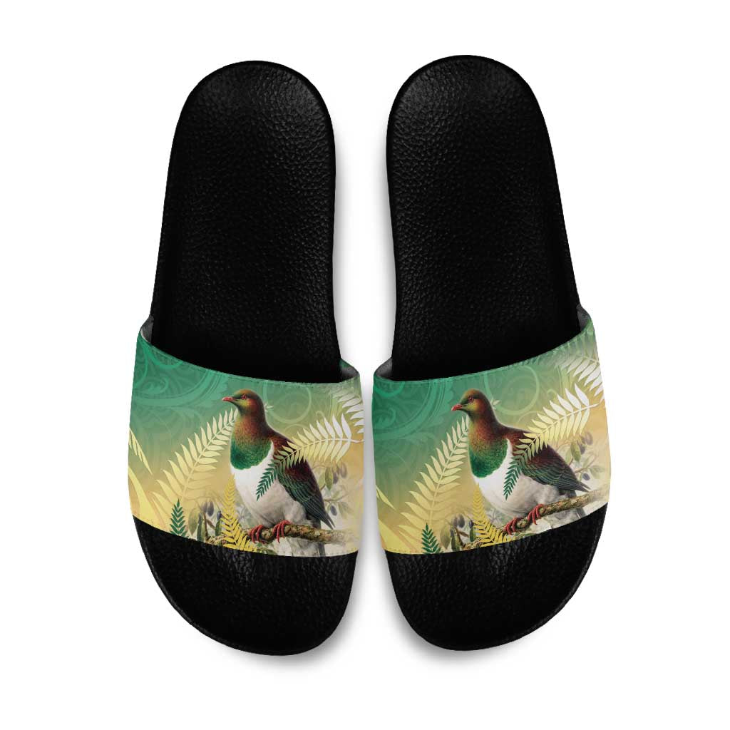 New Zealand Pigeon Kereru Slide Sandals Maori Fern Art Green Gradient - Polynesian Pride