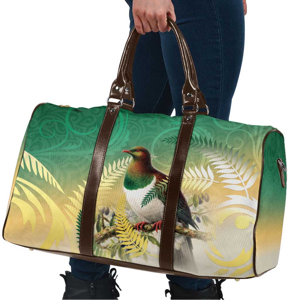 New Zealand Pigeon Kereru Travel Bag Maori Fern Art Green Gradient LT05 - Polynesian Pride