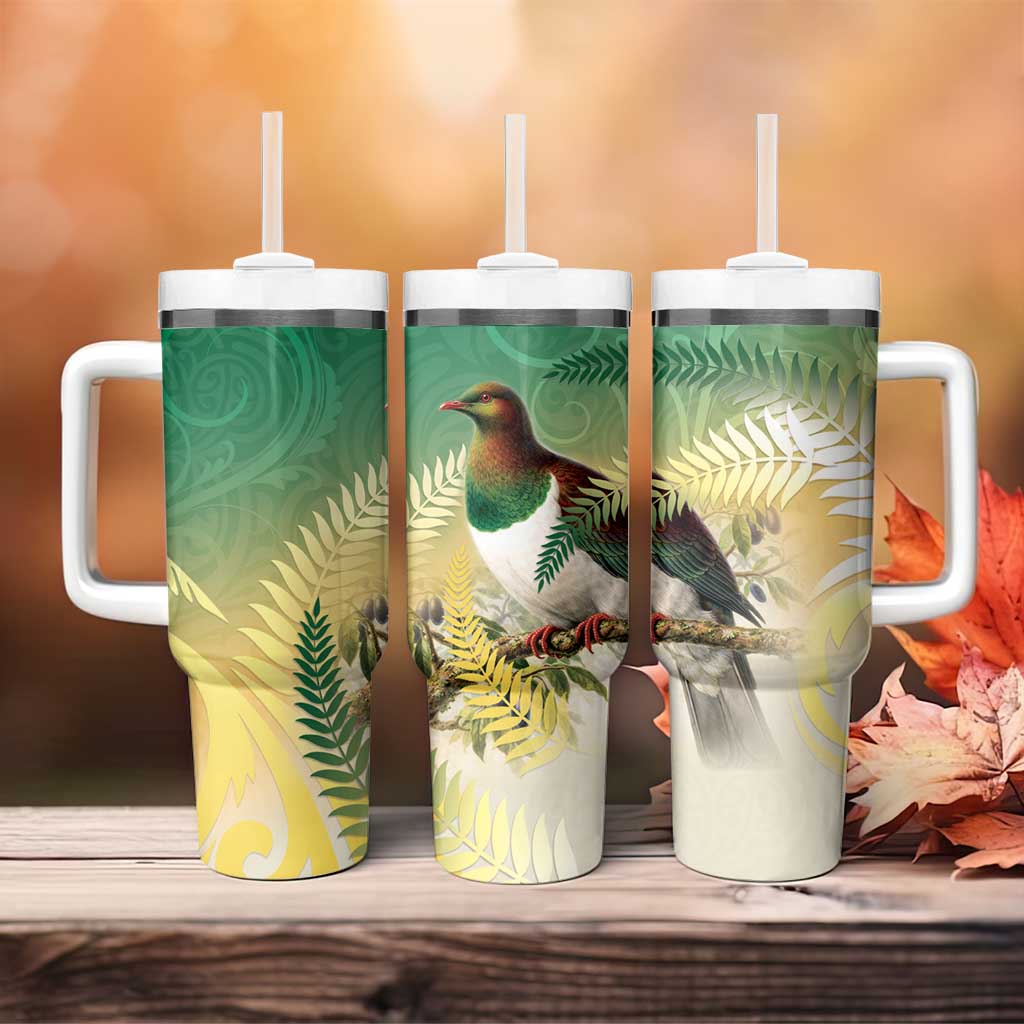 New Zealand Pigeon Kereru Tumbler With Handle Maori Fern Art Green Gradient - Polynesian Pride