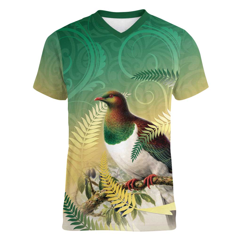 New Zealand Pigeon Kereru Women V-Neck T-Shirt Maori Fern Art Green Gradient LT05 Female Green - Polynesian Pride