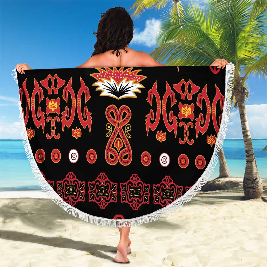 Papua Batik Motif Beach Blanket Papua Spirit Black Version - Polynesian Pride