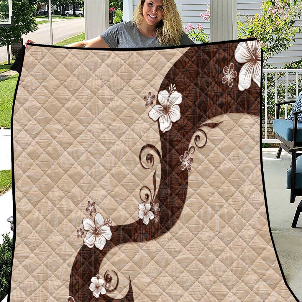 Polynesia Hibiscus Quilt Cameo Curve Motif LT05 Beige - Polynesian Pride