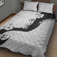 Polynesia Hibiscus Quilt Bed Set White Curve Motif - Polynesian Pride