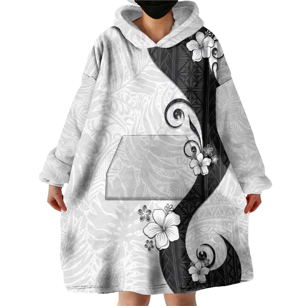 Polynesia Hibiscus Wearable Blanket Hoodie White Curve Motif - Polynesian Pride