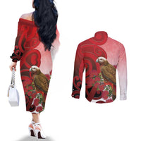 New Zealand Parrot Kaka Couples Matching Off The Shoulder Long Sleeve Dress and Long Sleeve Button Shirt Maori Koru With Pohutukawa Flowers LT05 - Polynesian Pride