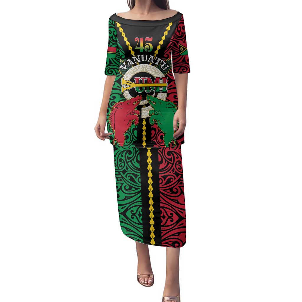 Vanuatu 45th Independence Day Family Matching Puletasi and Hawaiian Shirt Long God Yumi Stanap Wild Boar LT05 Mom's Dress Black - Polynesian Pride