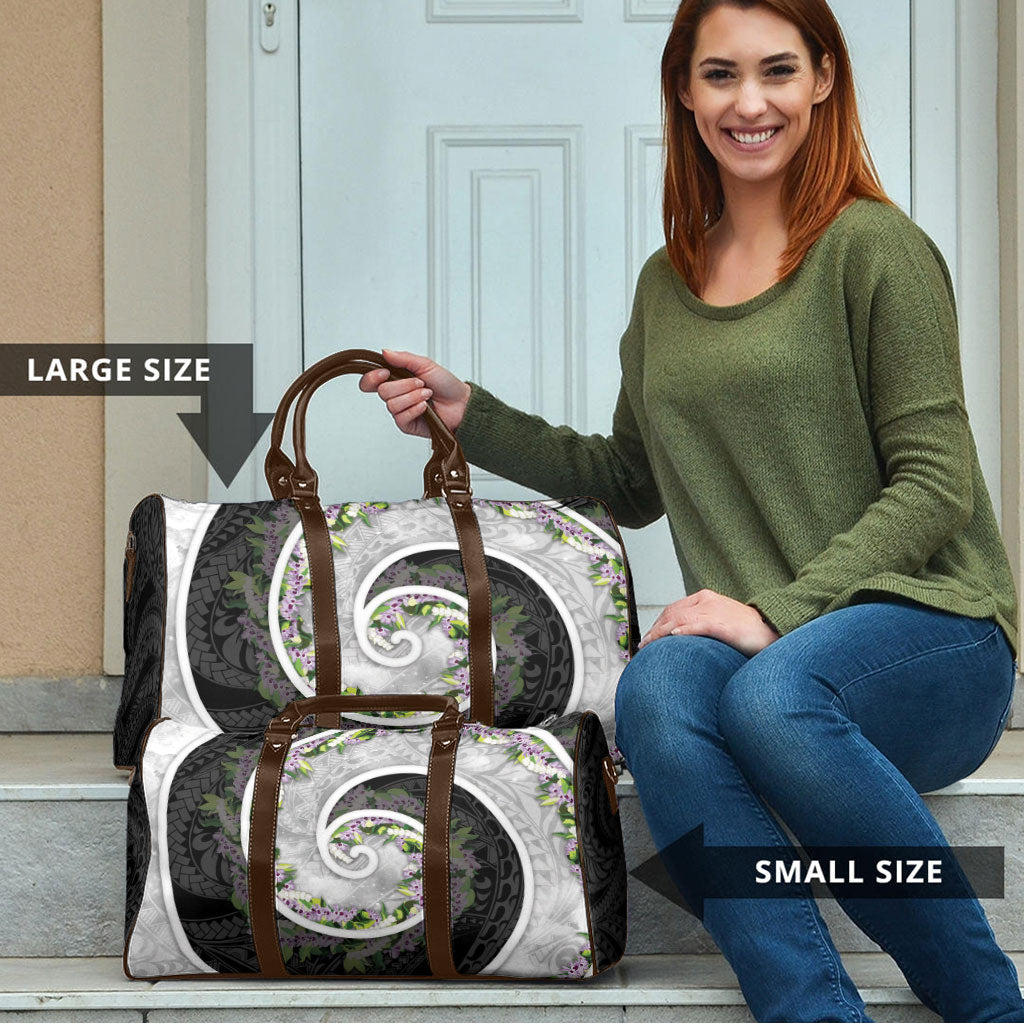 Piko Hawaii Travel Bag Polynesian Pattern With Maile Pikake Honohono Lei