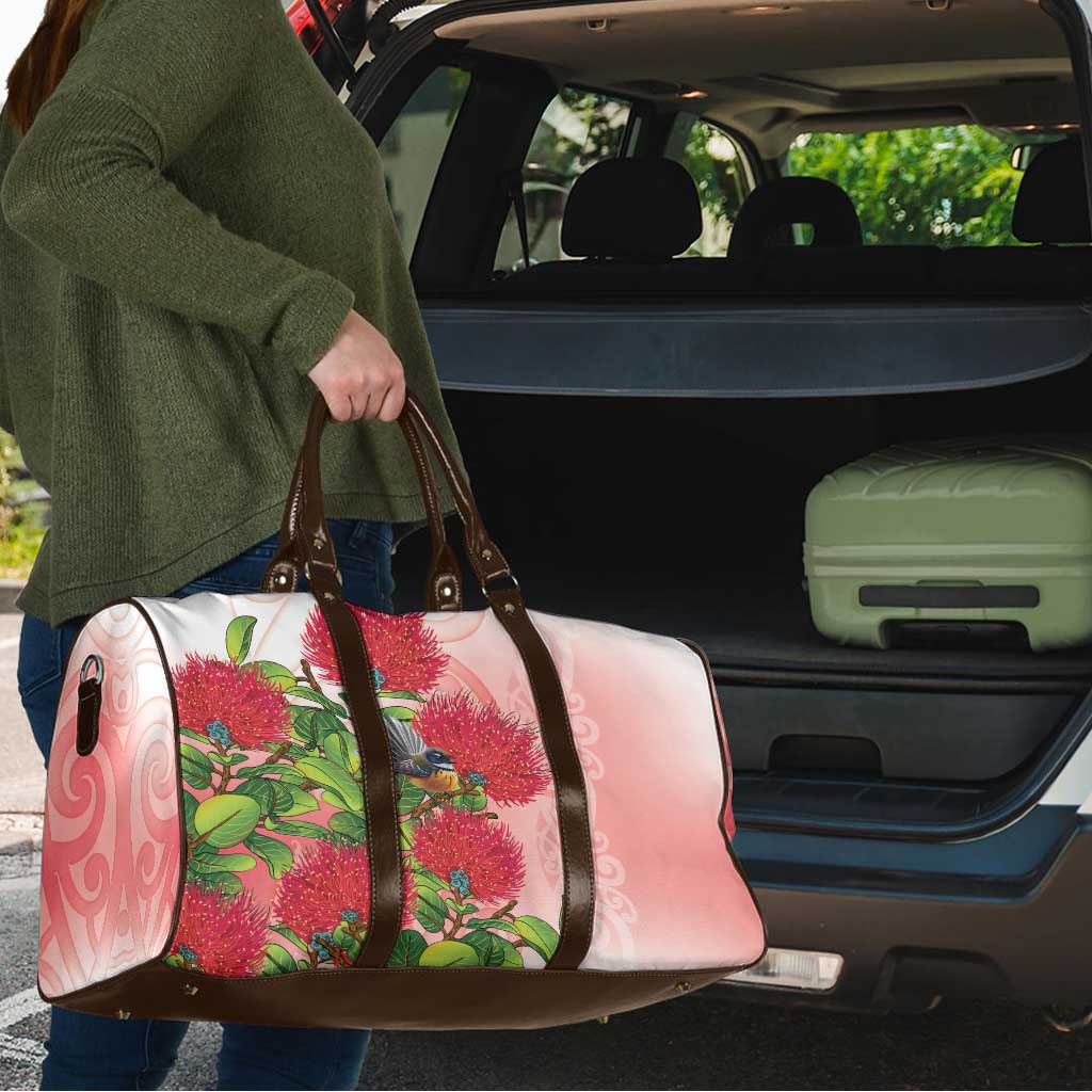 New Zealand Fantail Travel Bag Maori Koru With Pohutukawa Flowers LT05 - Polynesian Pride
