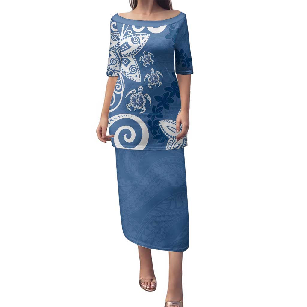 Polynesia Family Matching Puletasi and Hawaiian Shirt Blue Tribal Turtle Floral Pattern LT05 Mom's Dress Blue - Polynesian Pride