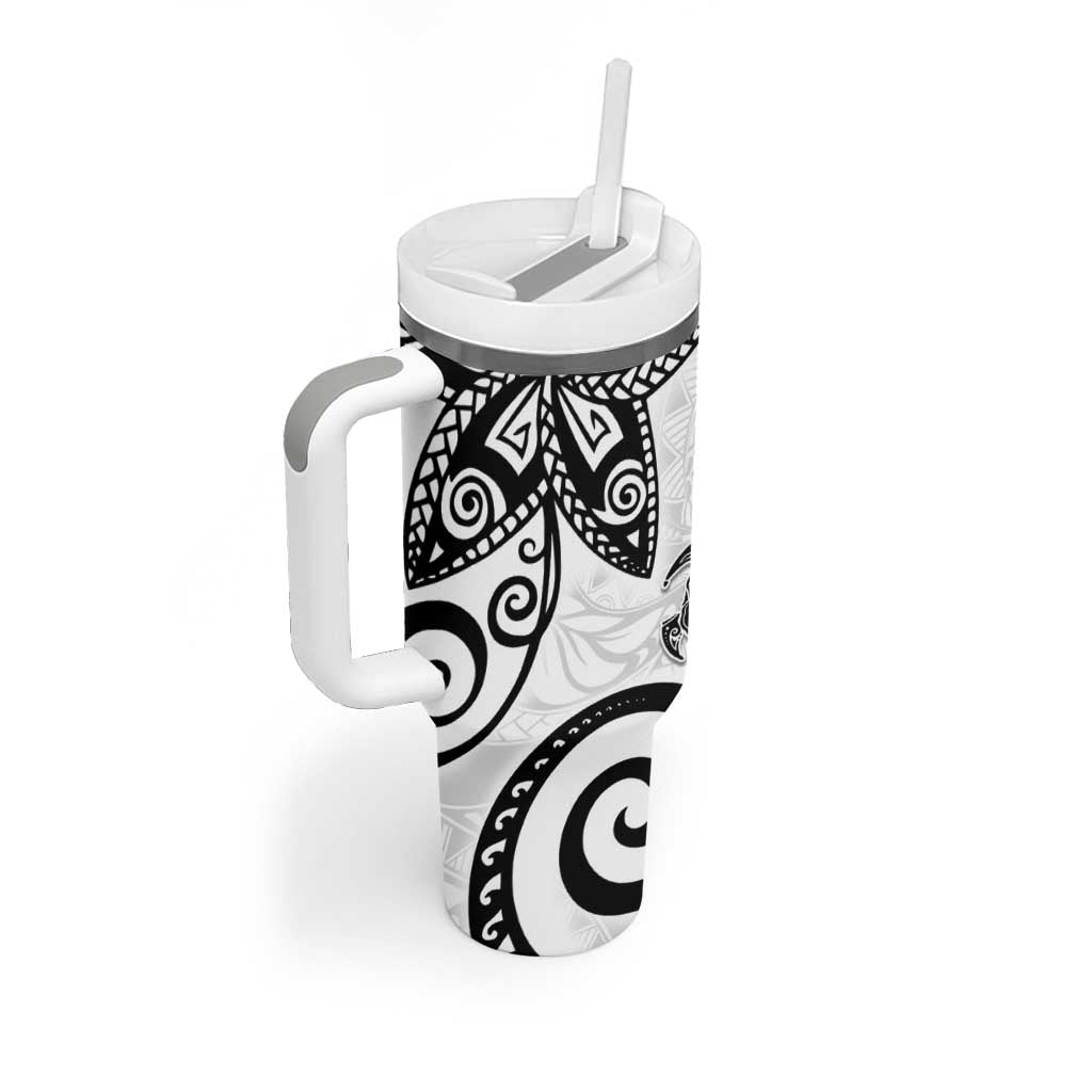 Polynesia Tumbler With Handle White Tribal Turtle Floral Pattern