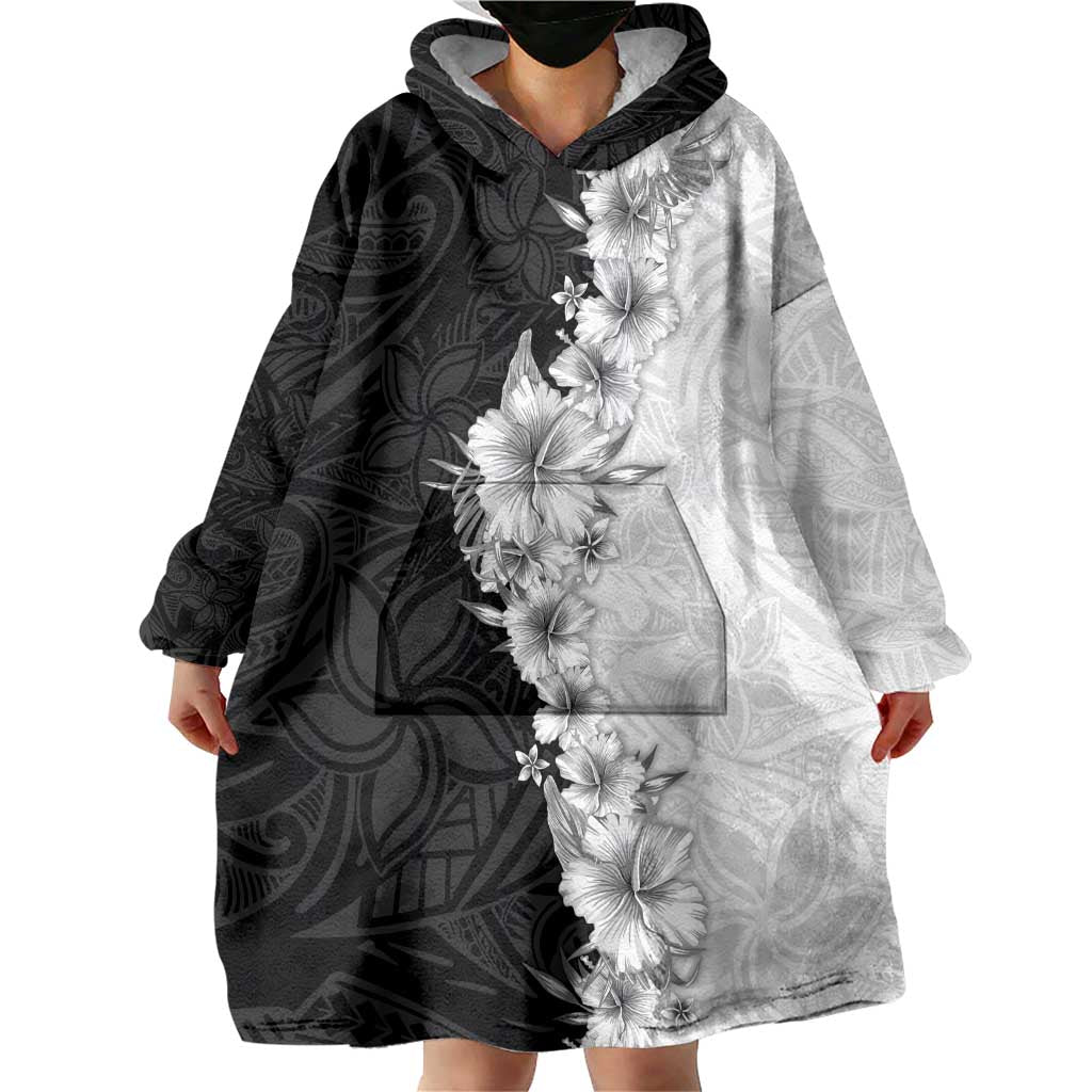 Hawaii Hibiscus Flowers Wearable Blanket Hoodie Grayscale Polynesian Pattern
