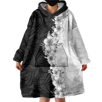 Hawaii Hibiscus Flowers Wearable Blanket Hoodie Grayscale Polynesian Pattern