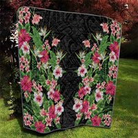 Hawaii Tropical Flowers Quilt Black Polynesian Tattoo Art