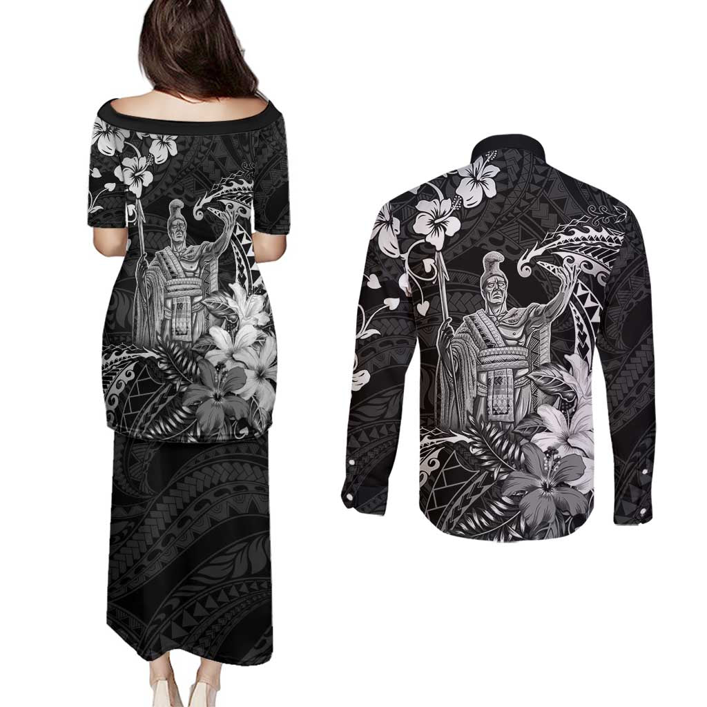 Hawaii King Kamehameha Day Couples Matching Puletasi and Long Sleeve Button Shirt Polynesian Pattern Mix Hibiscus Black LT05 - Polynesian Pride