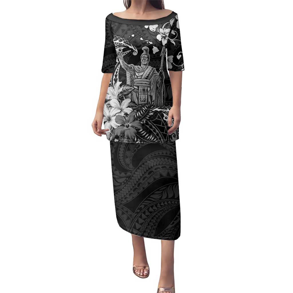 Hawaii King Kamehameha Day Family Matching Puletasi and Hawaiian Shirt Polynesian Pattern Mix Hibiscus Black