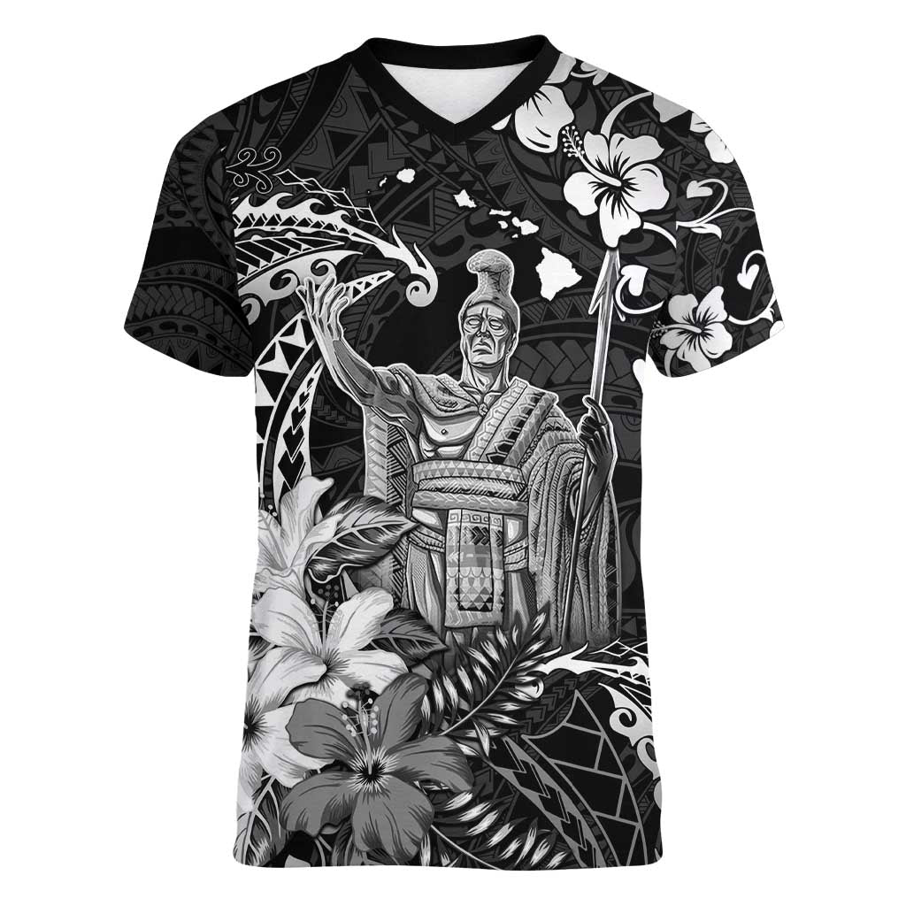 Hawaii King Kamehameha Day Women V-Neck T-Shirt Polynesian Pattern Mix Hibiscus Black