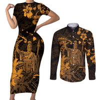 Hawaii King Kamehameha Day Couples Matching Short Sleeve Bodycon Dress and Long Sleeve Button Shirt Polynesian Pattern Mix Hibiscus Gold