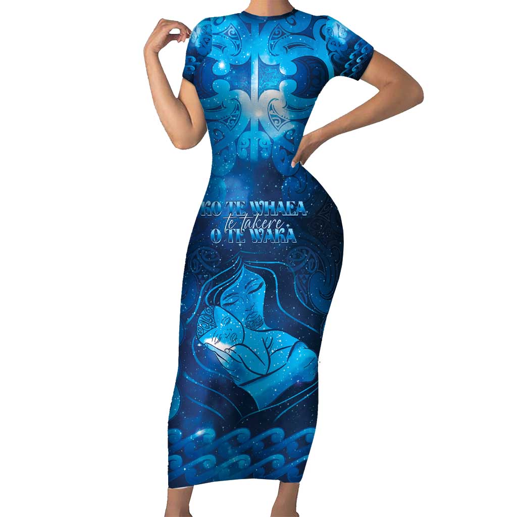 Personalised New Zealand Mother's Day Short Sleeve Bodycon Dress Ko Te Whaea Te Takere O Te Waka LT05 Long Dress Blue - Polynesian Pride