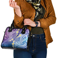 Plumeria With Galaxy Polynesian Tattoo Pattern Shoulder Handbag
