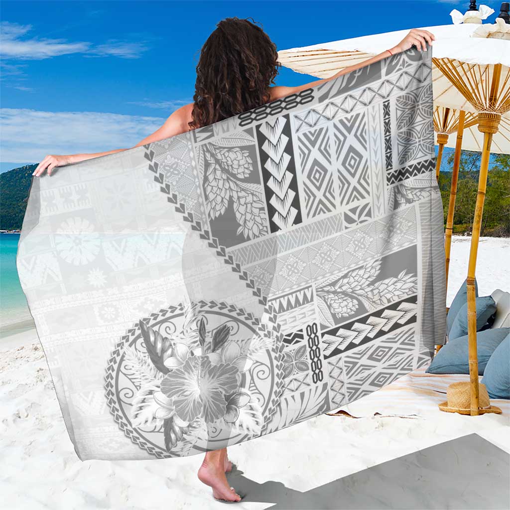 Samoa Siapo Elegant Sarong Hibiscus White Motifs - Polynesian Pride