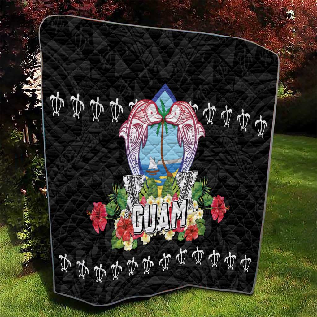 Guam Chamorro Quilt Tribal Latte Stone With Dolphins Black