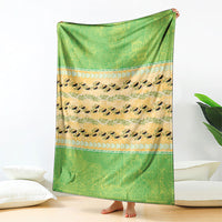 Hawaii Humuhumu Fish Maile Pikake Lei Blanket Tribal Tapa Green Version