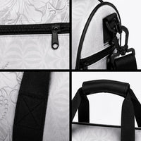 Tokelau White Sunday Duffle Bag Elegant Hibiscus Polynesian Tribal Pattern