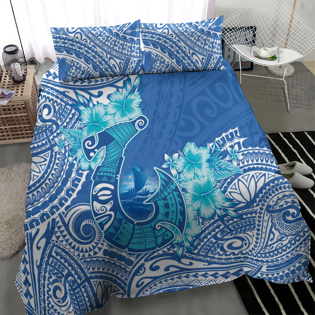 Hawaii Discoverers Day Bedding Set Polynesian Fish Hook With Hibiscus Blue