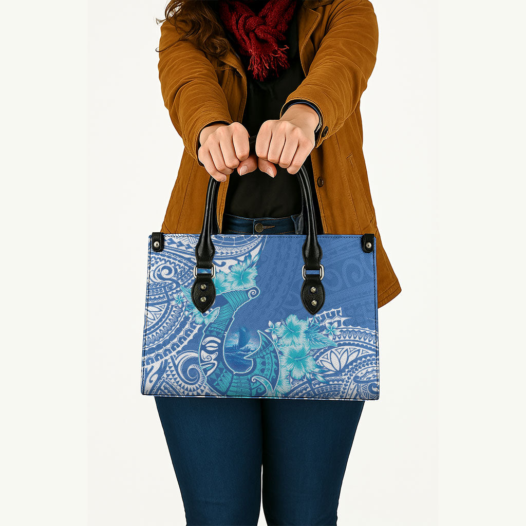Hawaii Discoverers Day Leather Bag Polynesian Fish Hook With Hibiscus Blue