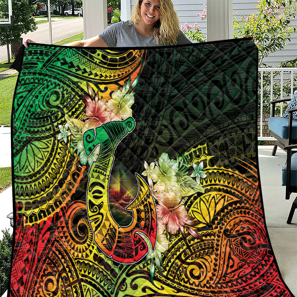 Hawaii Discoverers Day Quilt Polynesian Fish Hook With Hibiscus Reggae LT05 Reggae - Polynesian Pride