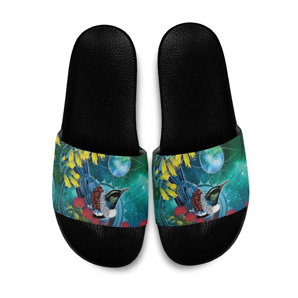 New Zealand Tui Bird Slide Sandals Maori Koru With Pohutukawa Galaxy Style - Polynesian Pride