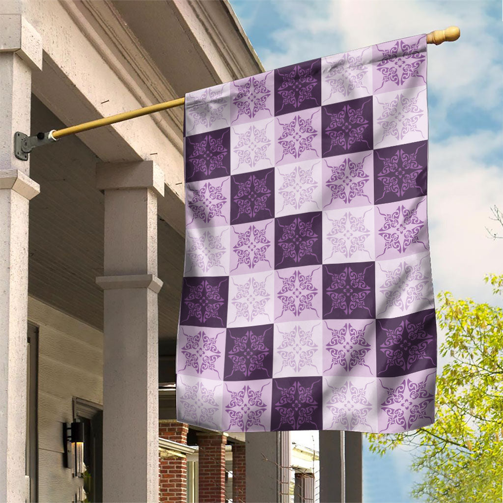 Lavender Manta Ray Hawaiian Quilt Motif Garden Flag