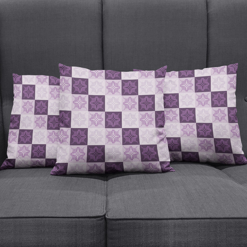 Lavender Manta Ray Hawaiian Quilt Motif Pillow Cover