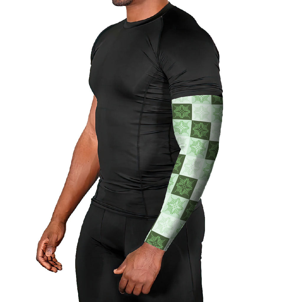 Sage Green Manta Ray Hawaiian Quilt Motif Arm Sleeves