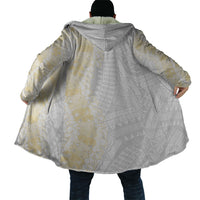 Niue White Sunday Cloak Niuean Hiapo With Puakenikeni Lei