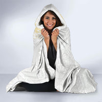Niue White Sunday Hooded Blanket Niuean Hiapo With Puakenikeni Lei