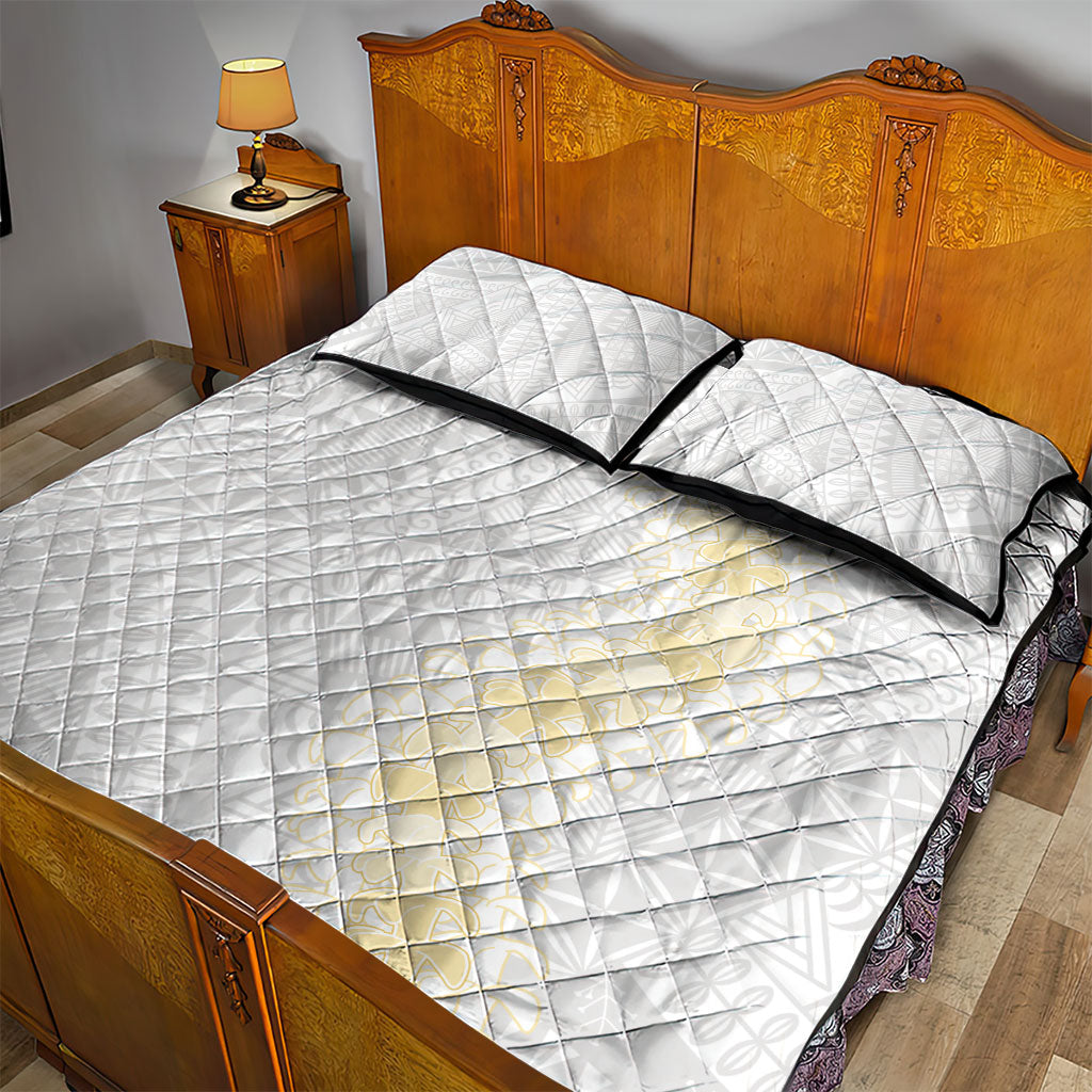 Niue White Sunday Quilt Bed Set Niuean Hiapo With Puakenikeni Lei