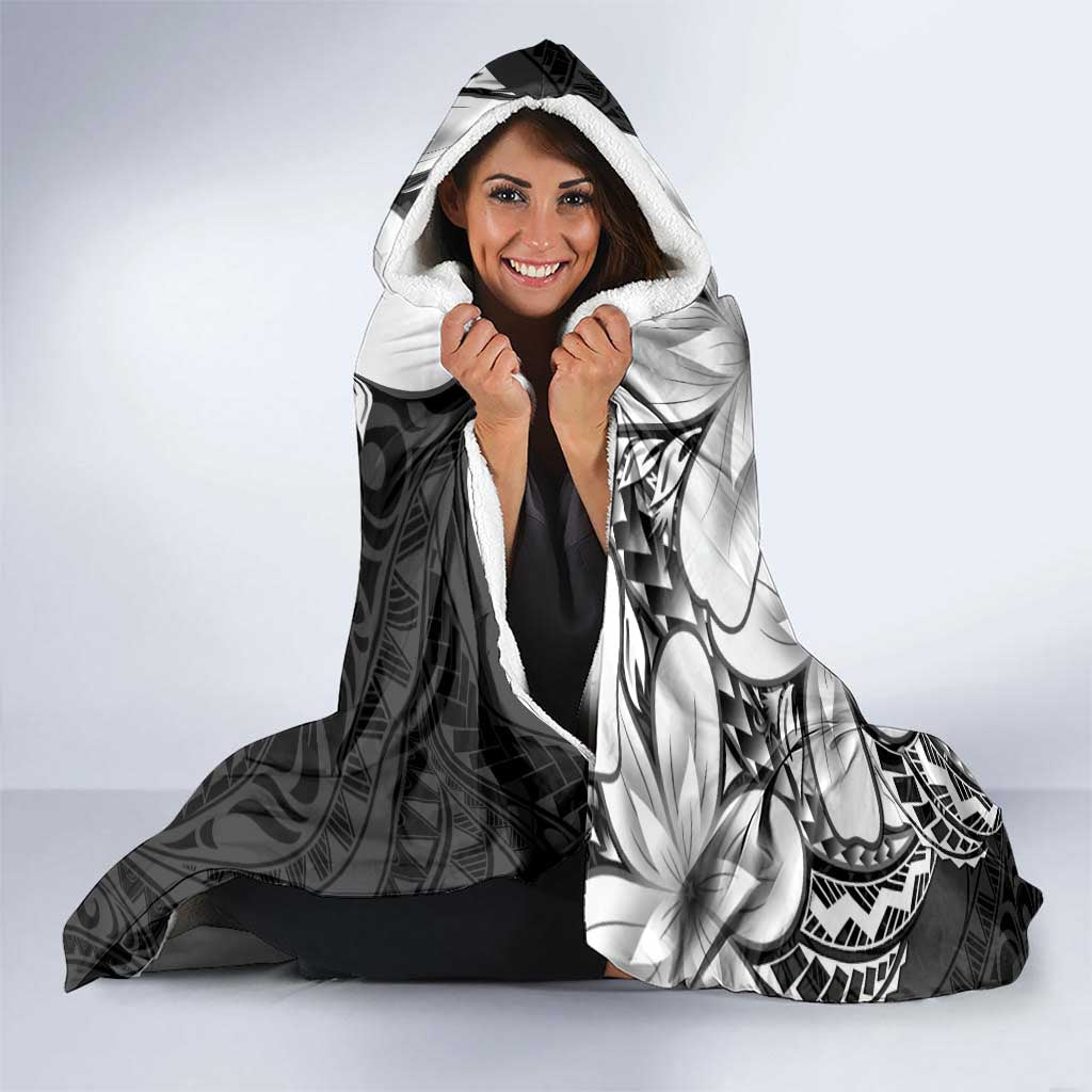 Polynesia Romantic Valentine Hooded Blanket Sea Turtle Couple With Black Plumeria